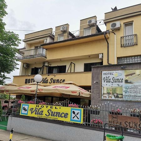 Hotel Vila Sunce Стара Пазова Екстер'єр фото